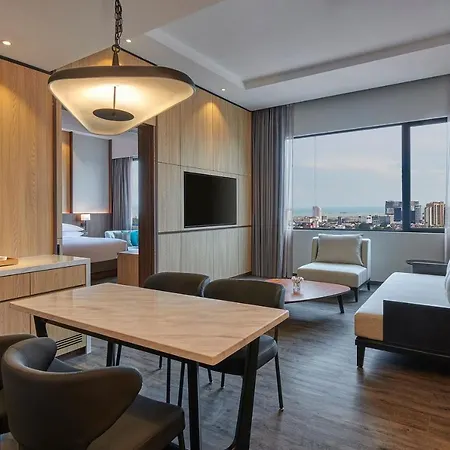 Courtyard By Marriott Melaka Hotel Bagian luar foto