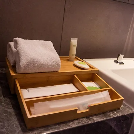 Courtyard By Marriott Melaka Hotel Bagian luar foto