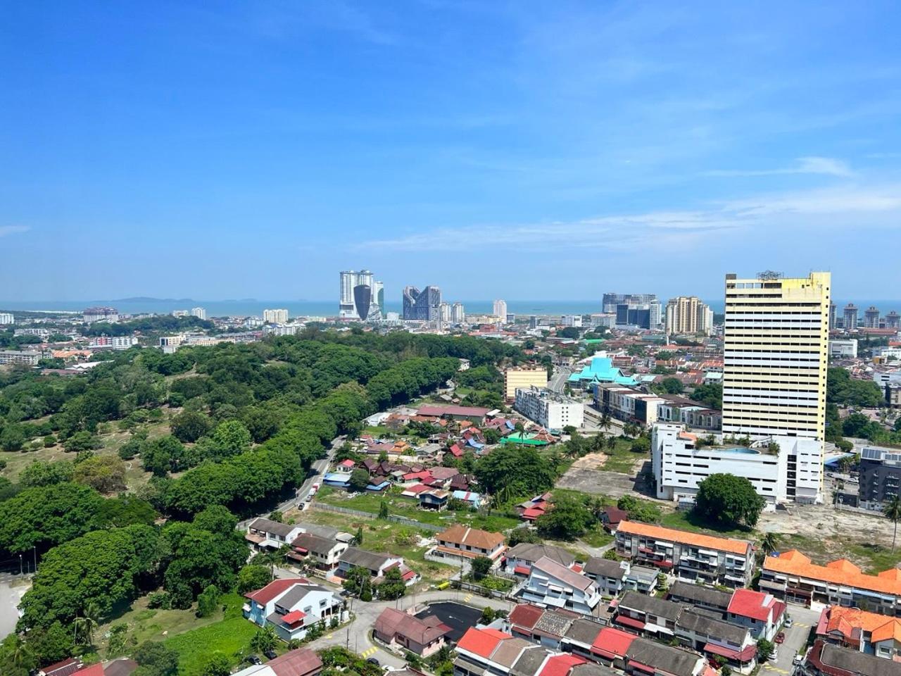 Courtyard By Marriott Hotel