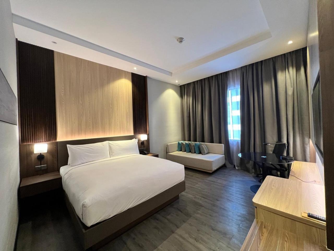 Courtyard By Marriott Hotel 5*